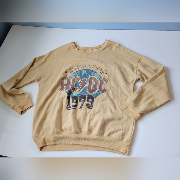 AC/DC Women's World Tour 1979 Yellow Pullover Small - Picture 1 of 6